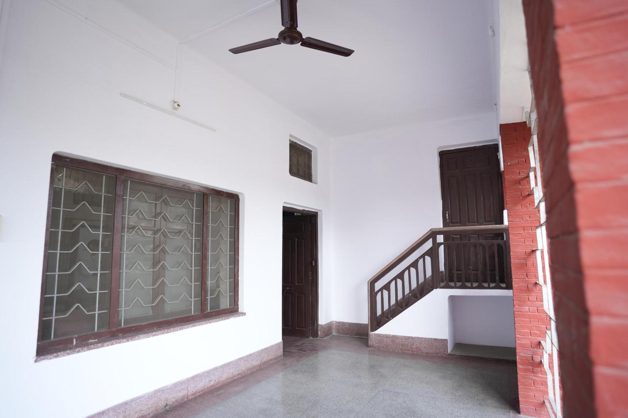 Heritage Homestay Аллахабад Экстерьер фото