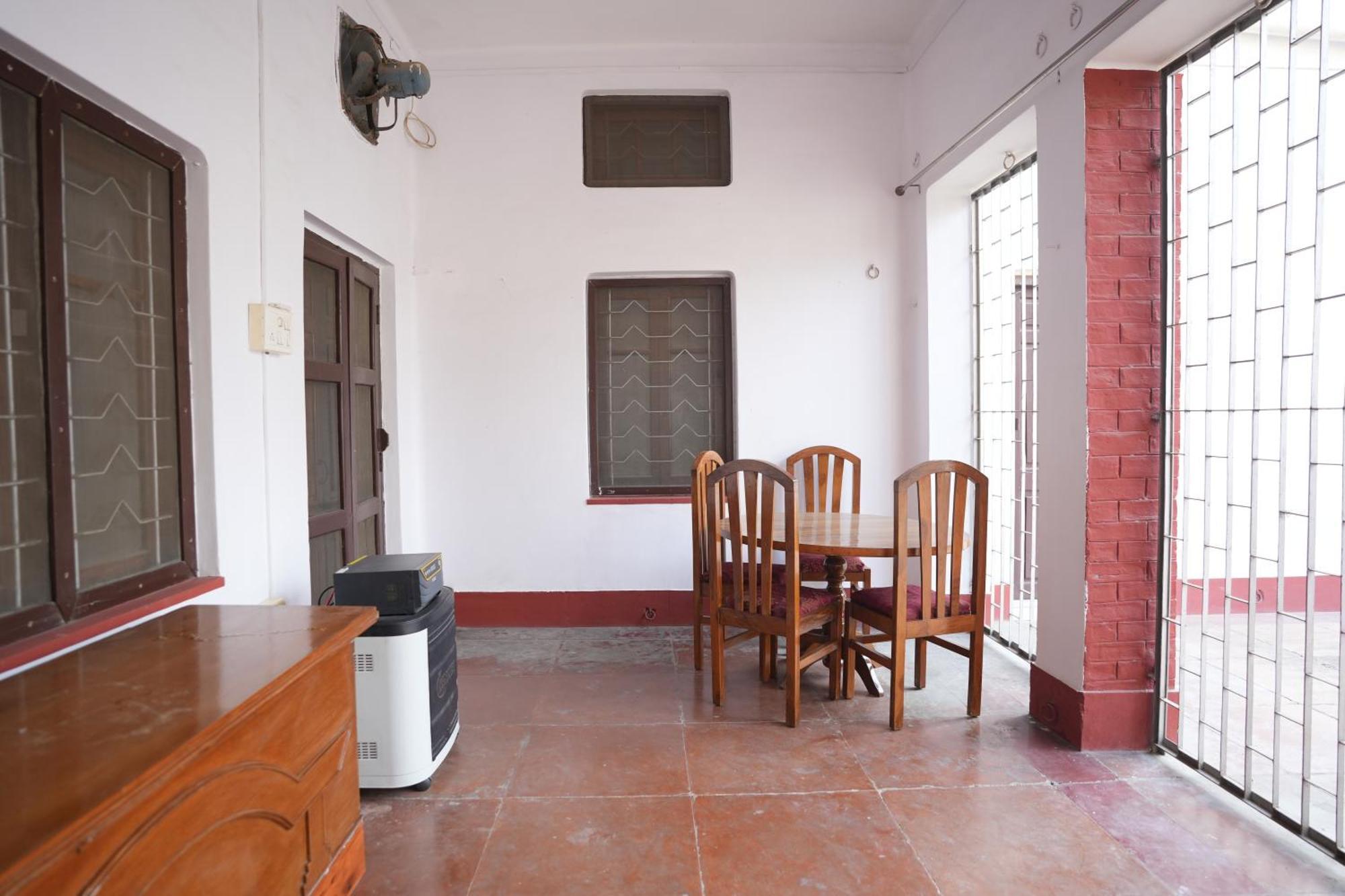 Heritage Homestay Аллахабад Экстерьер фото