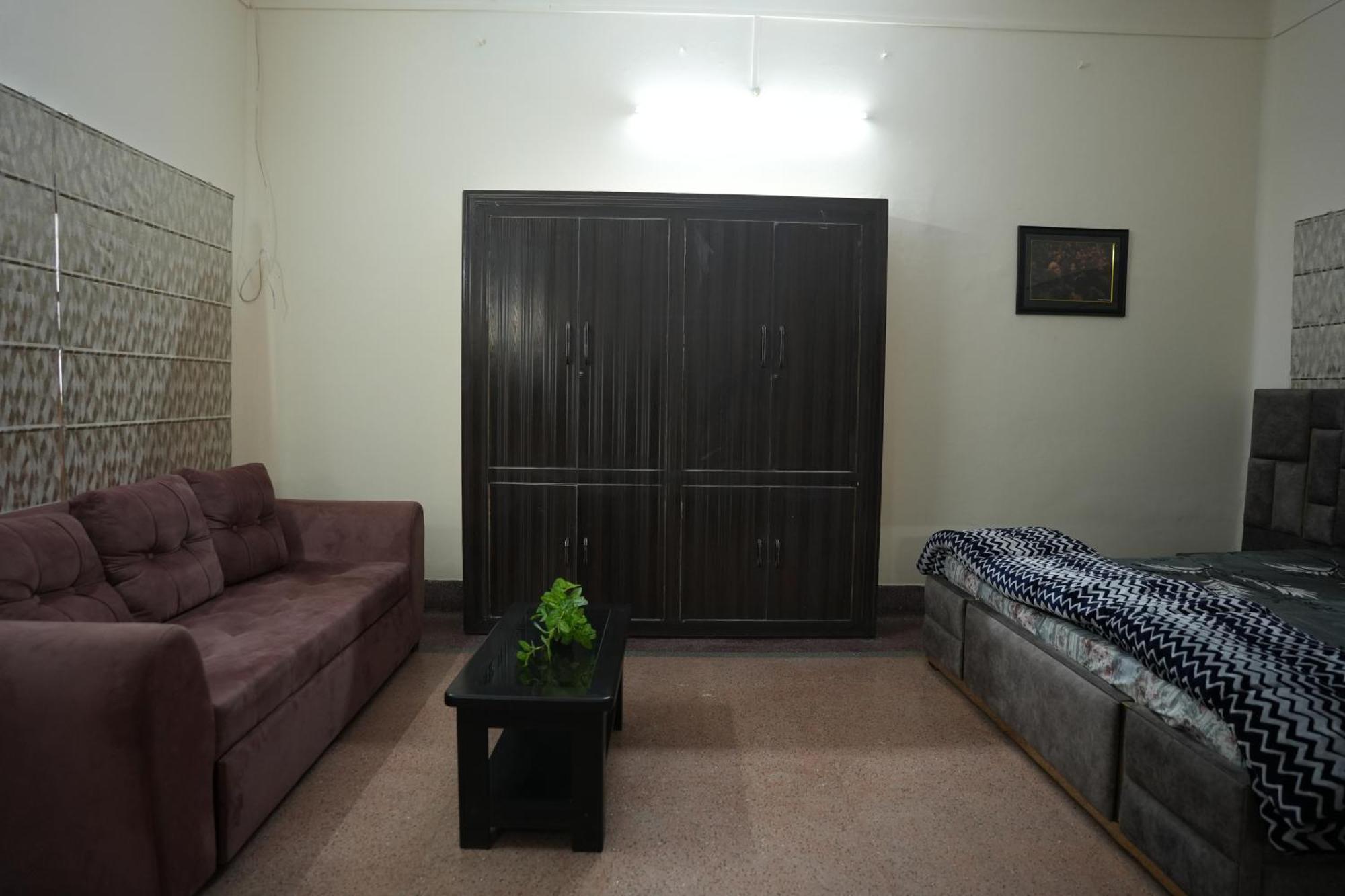 Heritage Homestay Аллахабад Экстерьер фото